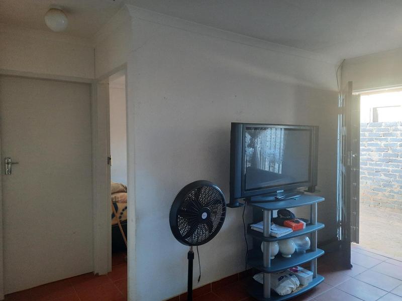 2 Bedroom Property for Sale in Savanna City Gauteng