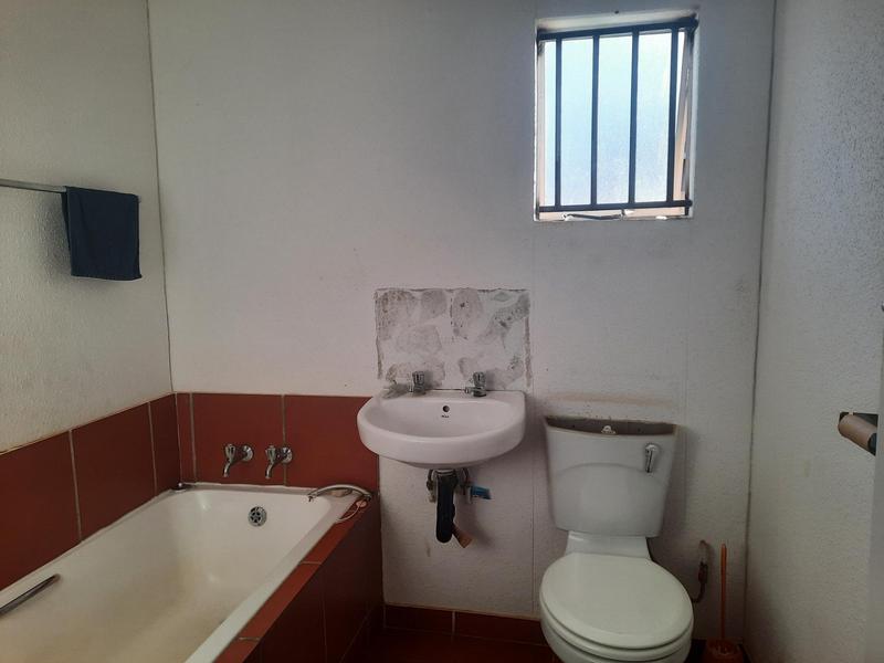 2 Bedroom Property for Sale in Savanna City Gauteng