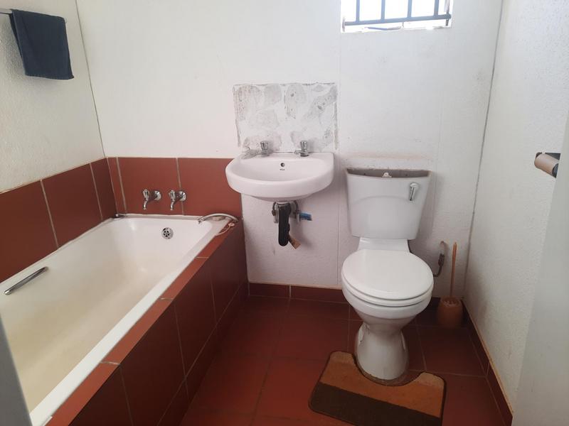 2 Bedroom Property for Sale in Savanna City Gauteng