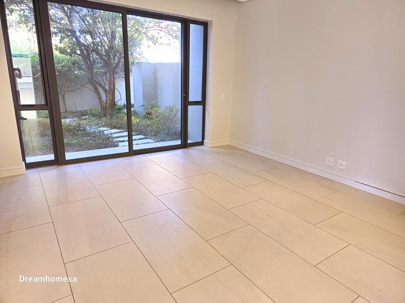 5 Bedroom Property for Sale in Duxberry Gauteng