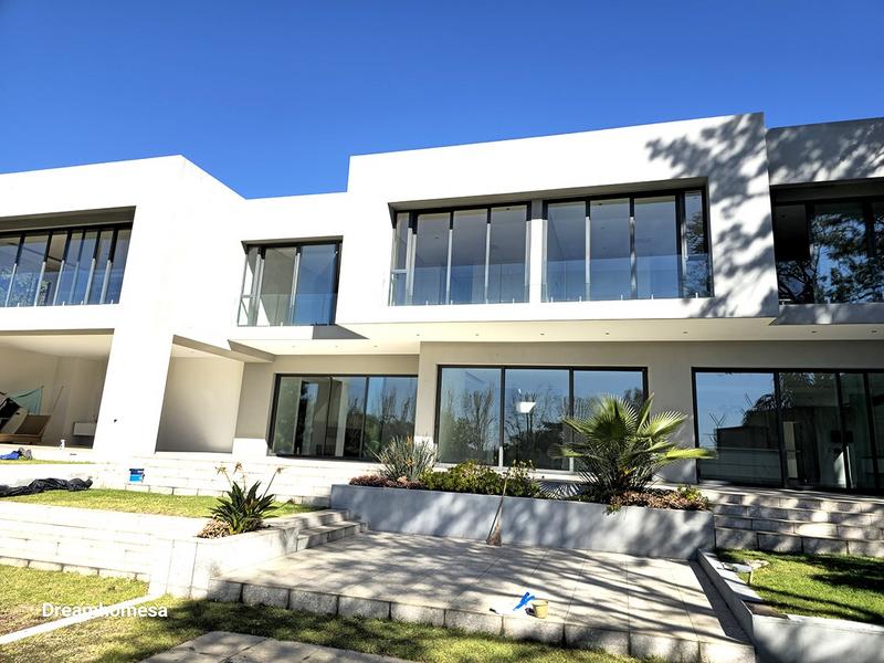 5 Bedroom Property for Sale in Duxberry Gauteng