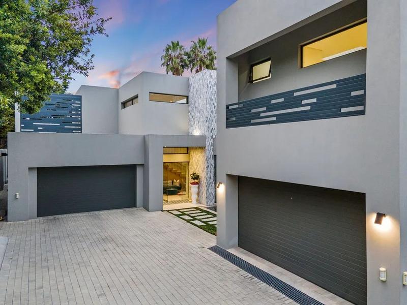 5 Bedroom Property for Sale in Duxberry Gauteng