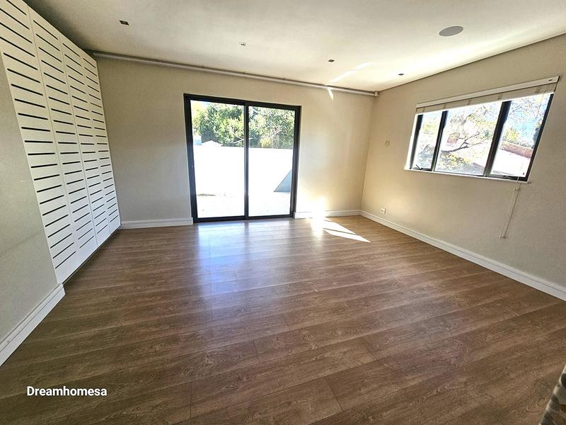 5 Bedroom Property for Sale in Duxberry Gauteng