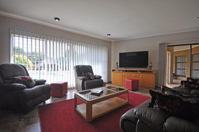 4 Bedroom Property for Sale in Three Rivers East Gauteng