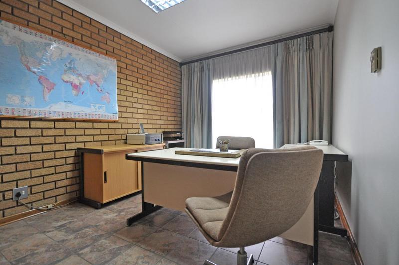 4 Bedroom Property for Sale in Three Rivers East Gauteng