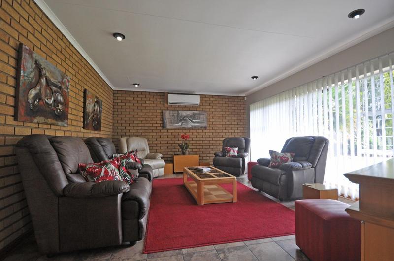 4 Bedroom Property for Sale in Three Rivers East Gauteng