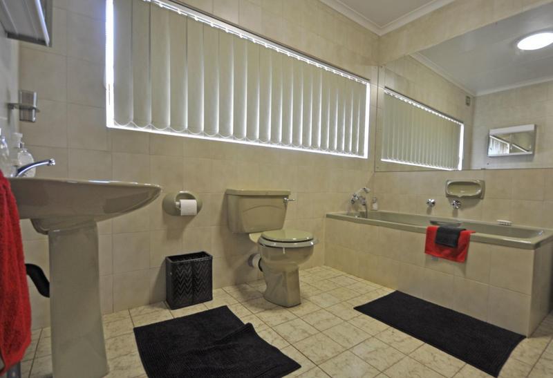 4 Bedroom Property for Sale in Three Rivers East Gauteng