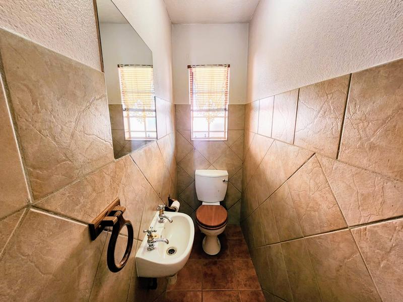 3 Bedroom Property for Sale in Florauna Gauteng