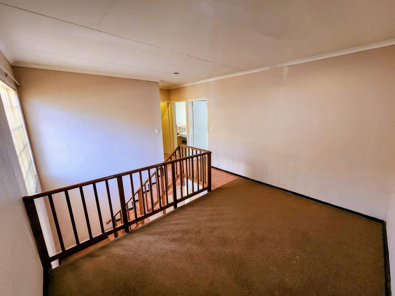 3 Bedroom Property for Sale in Florauna Gauteng