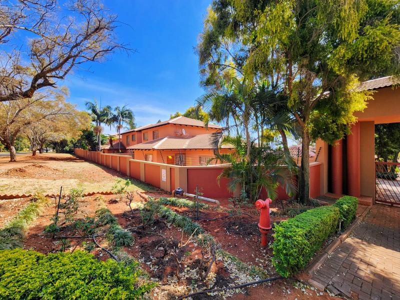 3 Bedroom Property for Sale in Florauna Gauteng