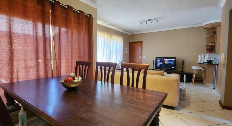 2 Bedroom Property for Sale in Meyersdal Gauteng