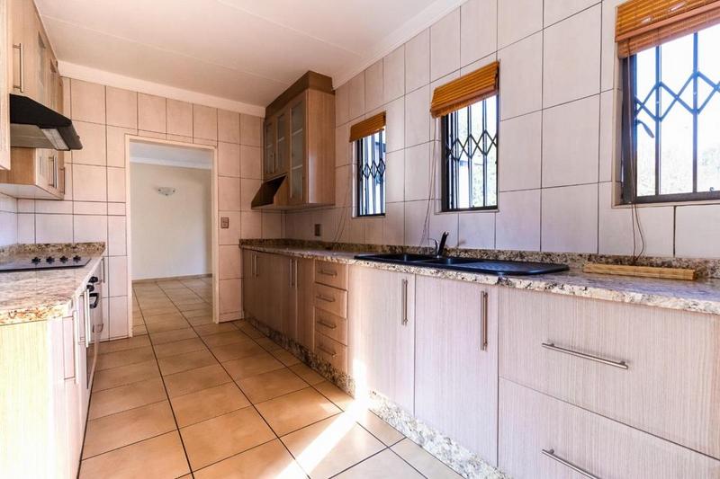 3 Bedroom Property for Sale in Glenvista Gauteng