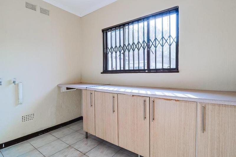 3 Bedroom Property for Sale in Glenvista Gauteng