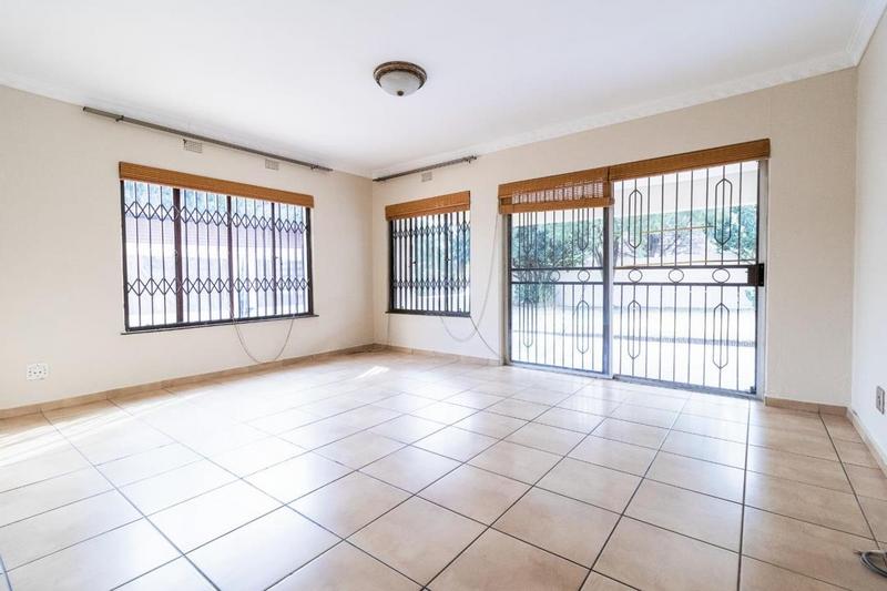 3 Bedroom Property for Sale in Glenvista Gauteng
