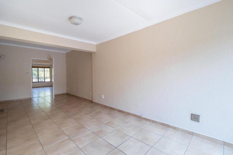 3 Bedroom Property for Sale in Glenvista Gauteng