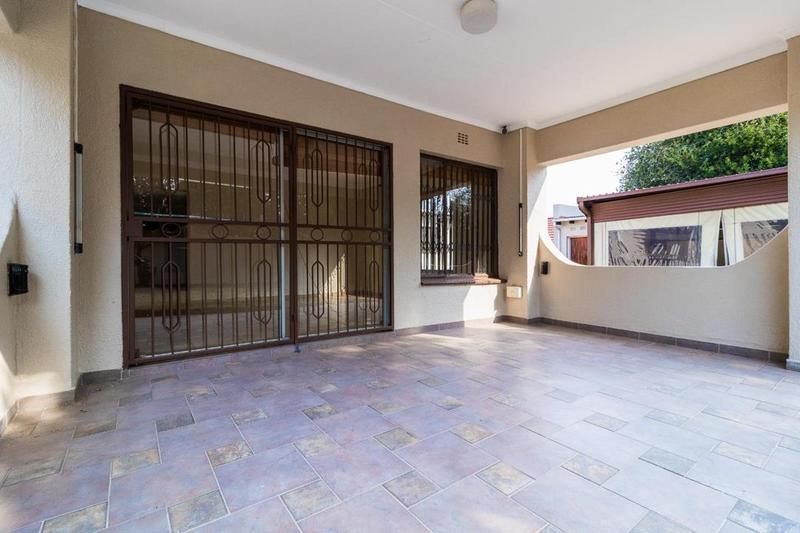 3 Bedroom Property for Sale in Glenvista Gauteng