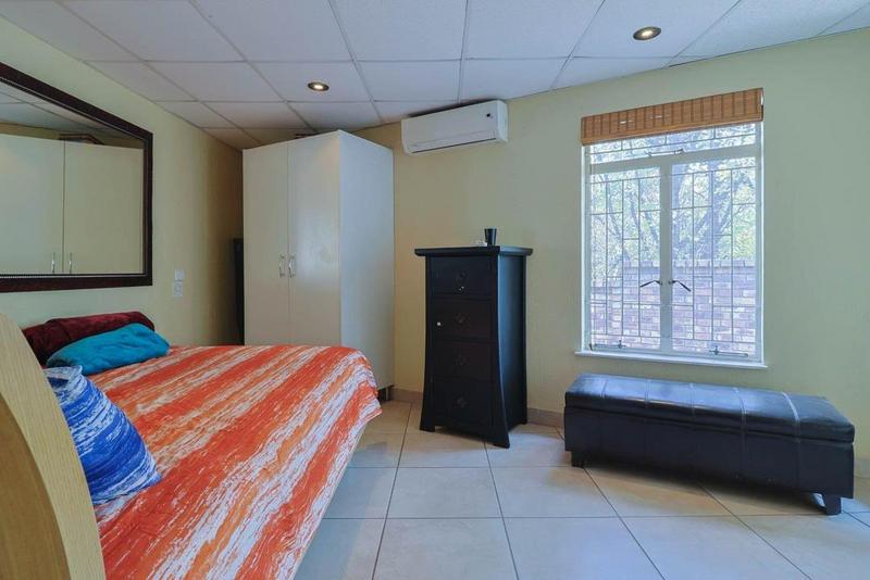 4 Bedroom Property for Sale in Mulbarton Gauteng