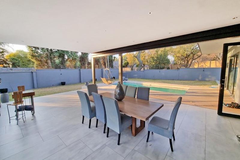5 Bedroom Property for Sale in Hurlingham Gauteng