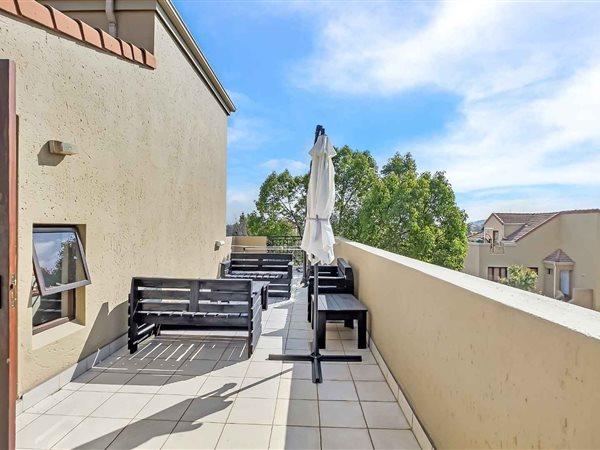 To Let 2 Bedroom Property for Rent in Sunninghill Gauteng