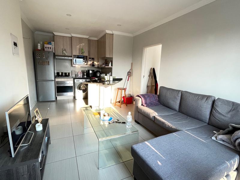 1 Bedroom Property for Sale in Wilgeheuwel Gauteng