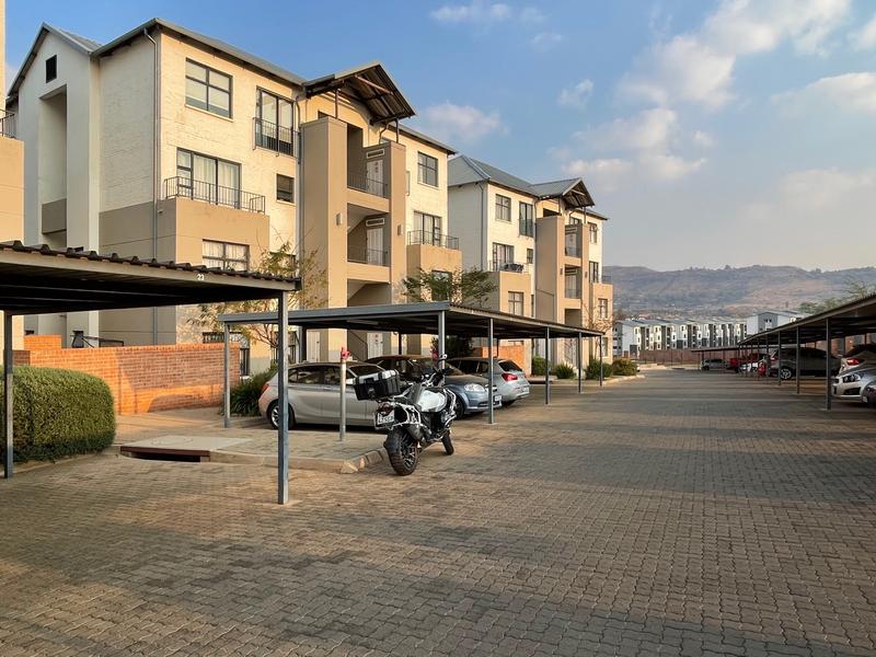 1 Bedroom Property for Sale in Wilgeheuwel Gauteng