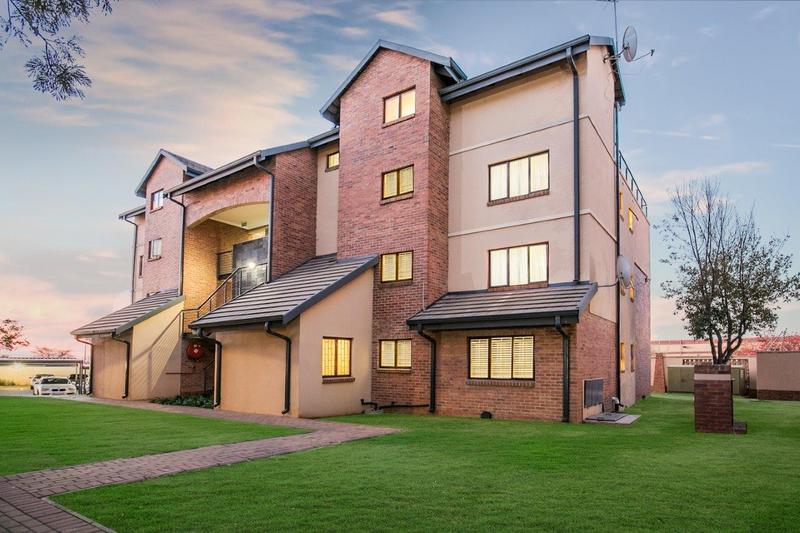 3 Bedroom Property for Sale in Carlswald Gauteng