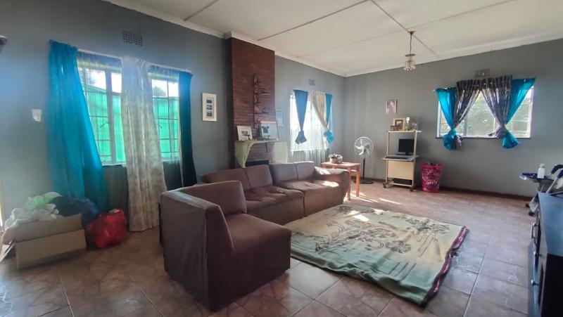 To Let 3 Bedroom Property for Rent in Hillshaven Gauteng