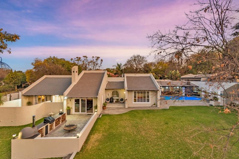 4 Bedroom Property for Sale in Magaliessig Gauteng
