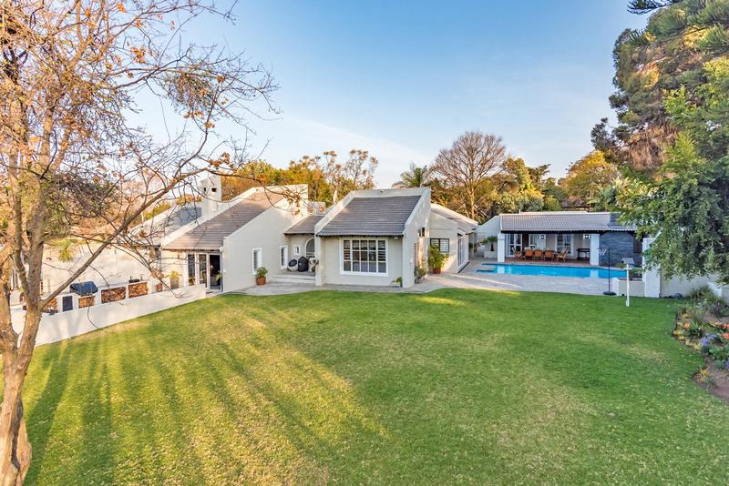 4 Bedroom Property for Sale in Magaliessig Gauteng