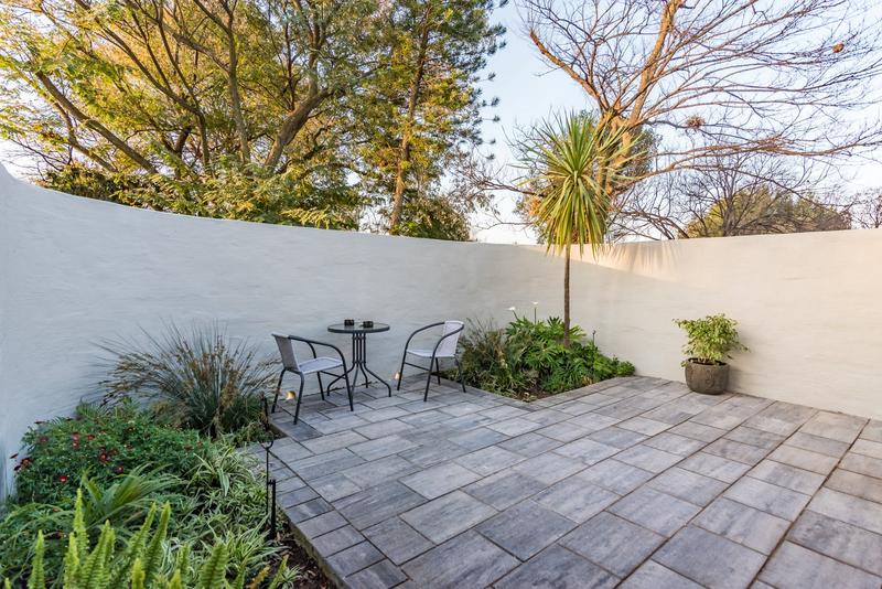 4 Bedroom Property for Sale in Magaliessig Gauteng