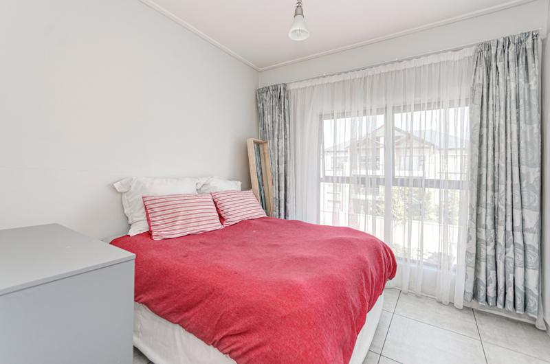 2 Bedroom Property for Sale in The Polofields Gauteng