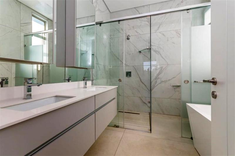 3 Bedroom Property for Sale in Morningside Gauteng
