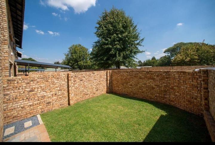 3 Bedroom Property for Sale in Brentwood Gauteng