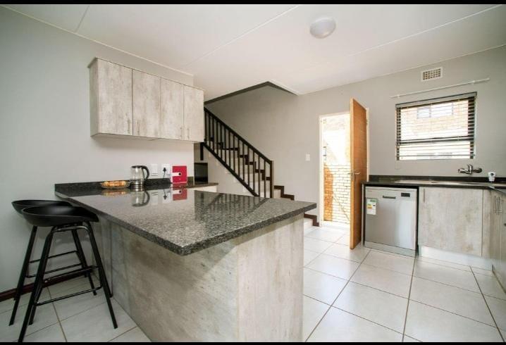 3 Bedroom Property for Sale in Brentwood Gauteng