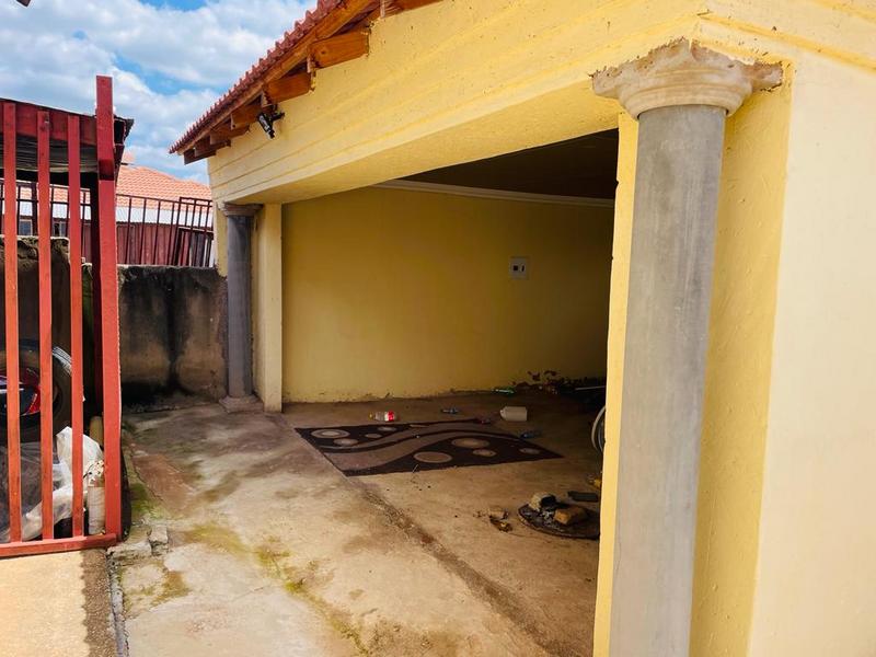 2 Bedroom Property for Sale in Pretoria Gauteng