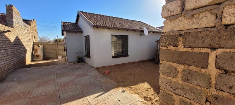 2 Bedroom Property for Sale in Pretoria Gauteng