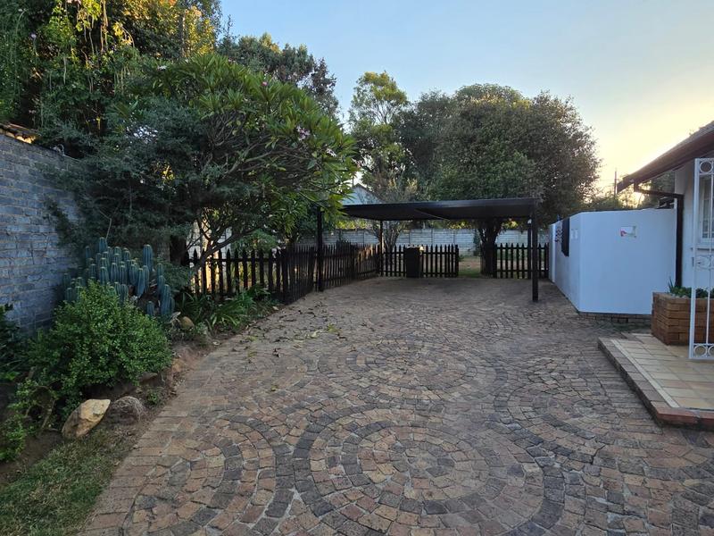 To Let 3 Bedroom Property for Rent in Bloubosrand Gauteng