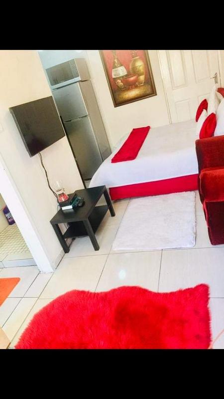 6 Bedroom Property for Sale in Bloubosrand Gauteng