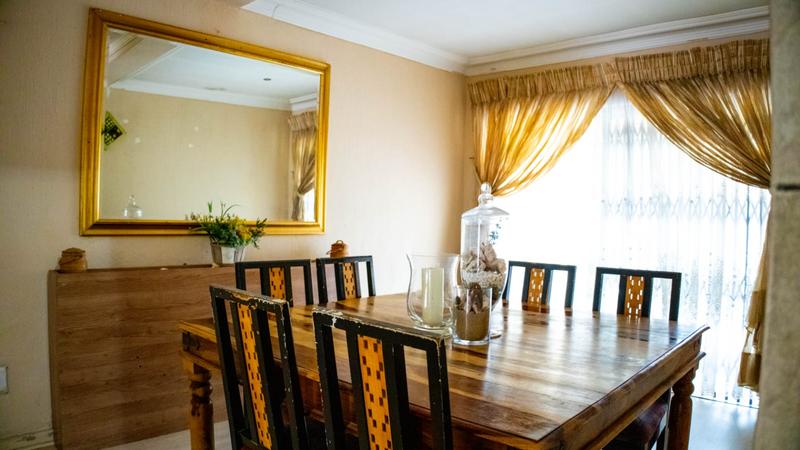 3 Bedroom Property for Sale in Bromhof Gauteng