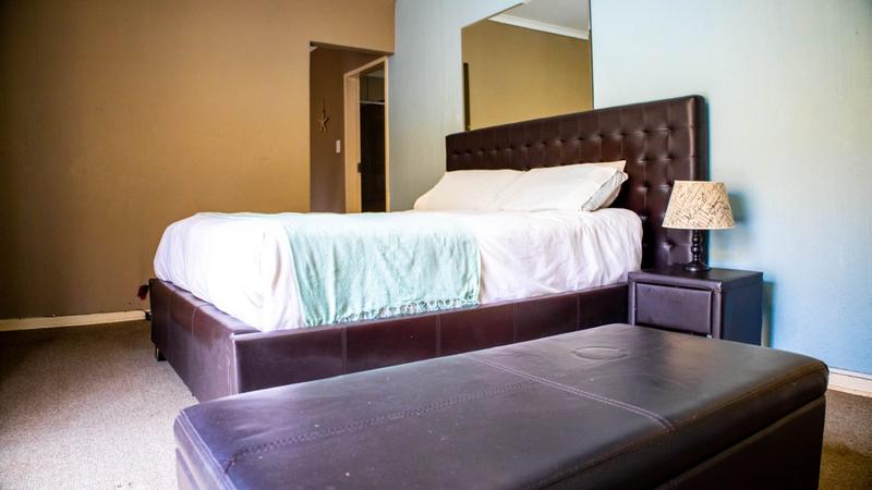 3 Bedroom Property for Sale in Bromhof Gauteng