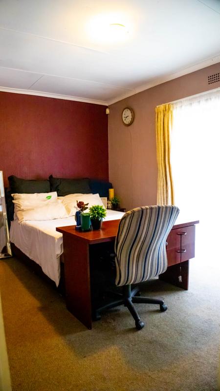 3 Bedroom Property for Sale in Bromhof Gauteng