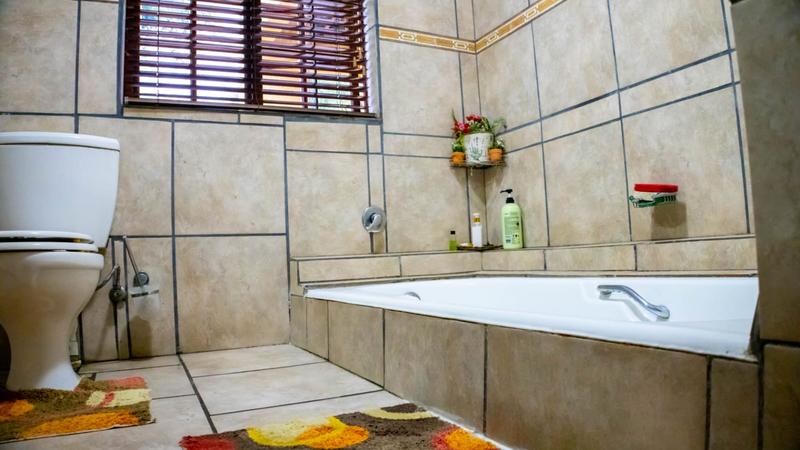 3 Bedroom Property for Sale in Bromhof Gauteng