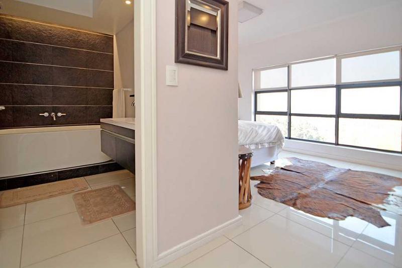 2 Bedroom Property for Sale in Morningside Gauteng