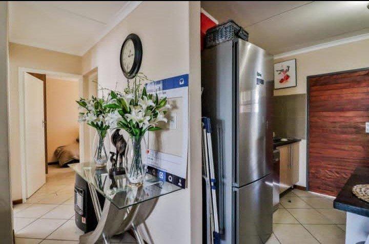 2 Bedroom Property for Sale in Noordwyk Gauteng