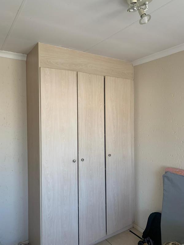 2 Bedroom Property for Sale in Klippoortjie Gauteng