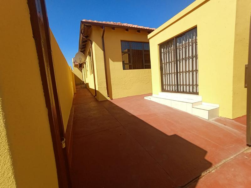3 Bedroom Property for Sale in Klipfontein View Gauteng
