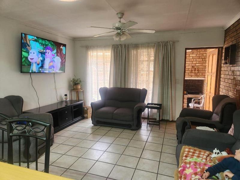 3 Bedroom Property for Sale in Castleview Gauteng