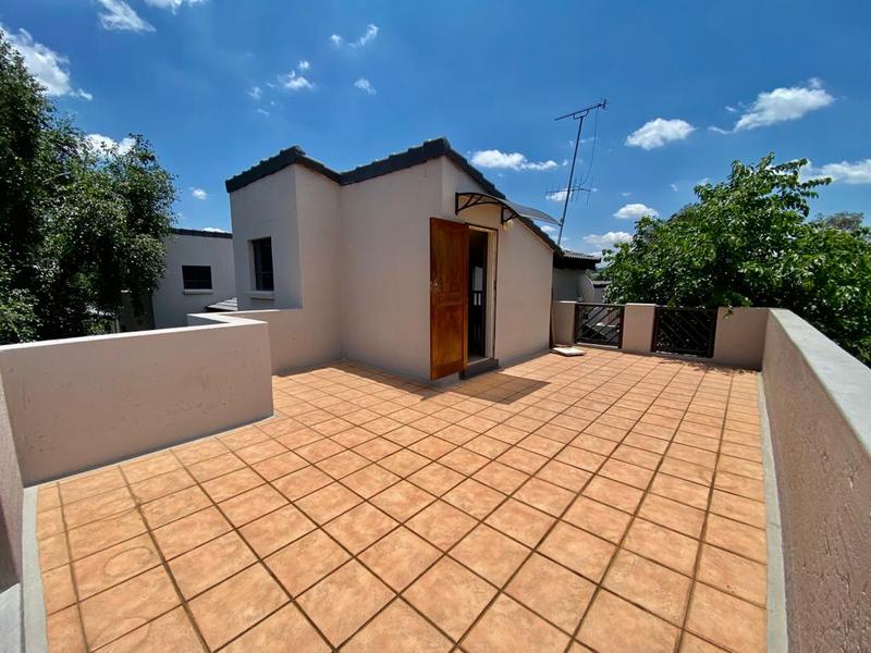 2 Bedroom Property for Sale in Morningside Gauteng