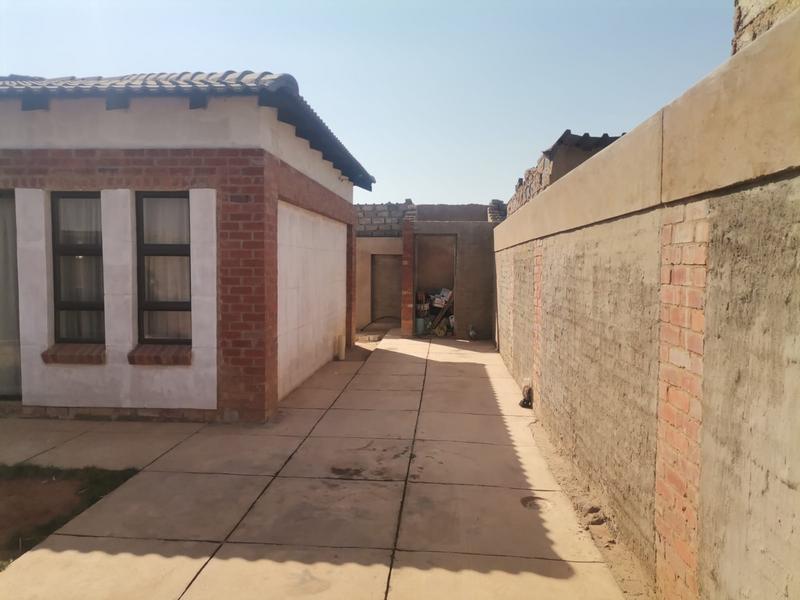2 Bedroom Property for Sale in Nellmapius Gauteng