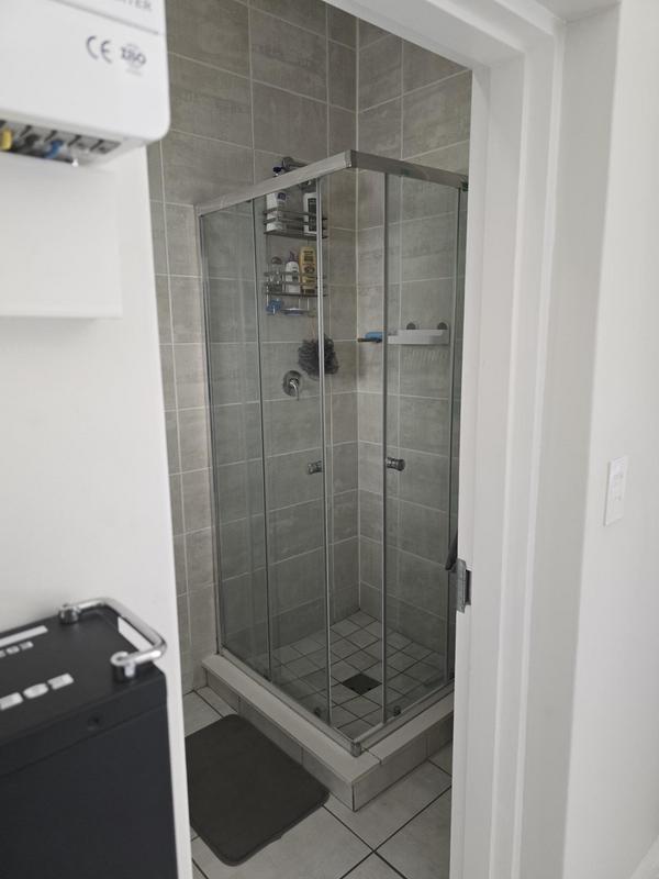 1 Bedroom Property for Sale in Linbro Park Gauteng